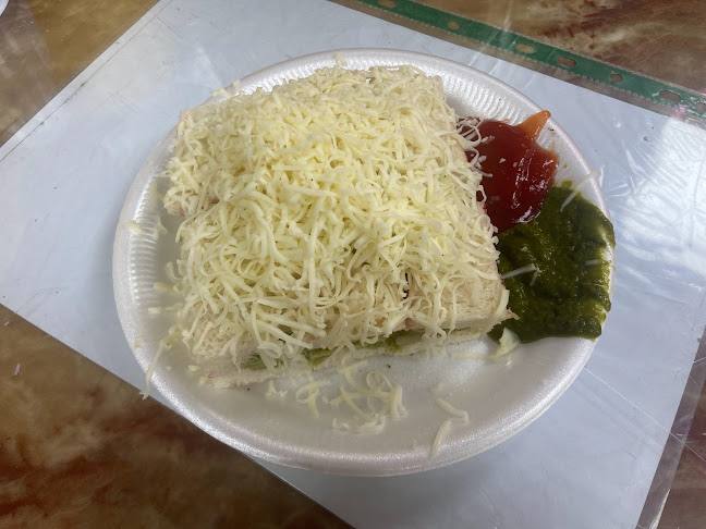 Comentarii opinii despre Dar Al Rajwah Restaurant (Raghuvanshi)