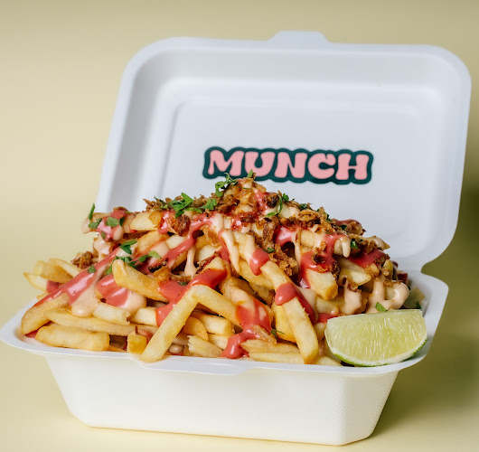 Munch Burger ~ مانش برقر - Hospitality and gastronomy
