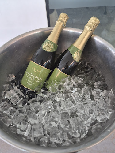 Comentarii opinii despre Spinneys Liquor Hamdan