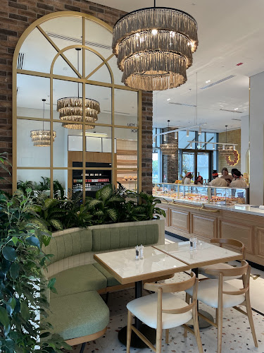 Comentarii opinii despre BABA ROMA