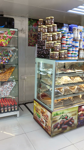 Opinii despre GREEN LAWN DATES în Abu Dhabi - Hospitality and gastronomy