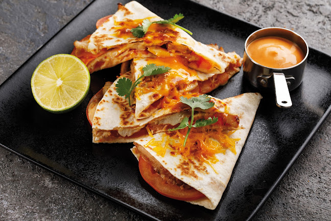 KETCH UP Dubai Restaurant