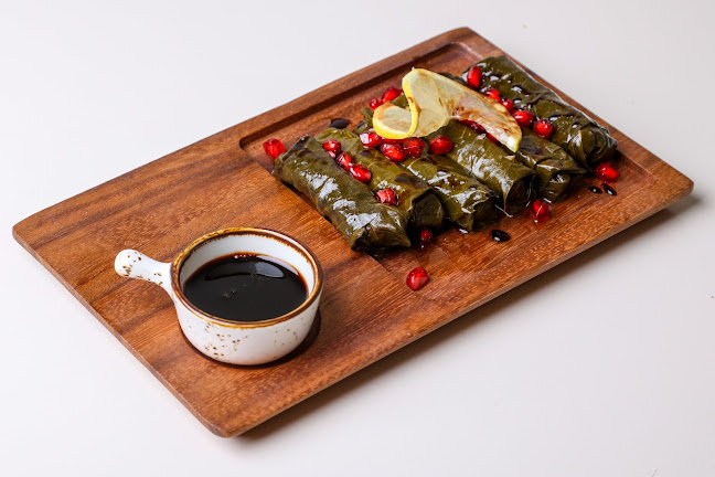 14 Al Nudoud St - Al Nahyan - E22 - Abu Dhabi