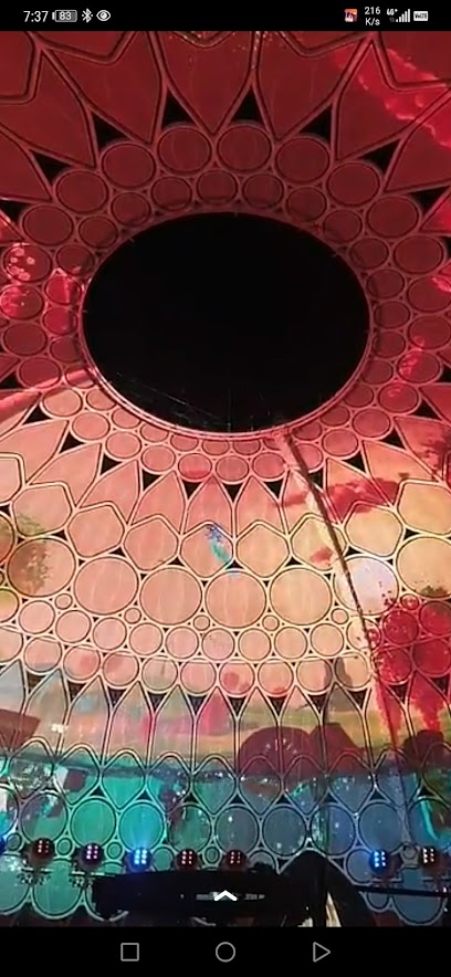 مطعم وكافتيريا شاي وديمة