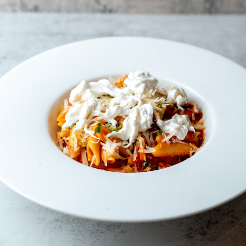 Al Refayee Building, Garden City - 28A St - Street - Al Bada'a - Jumeirah - Dubai