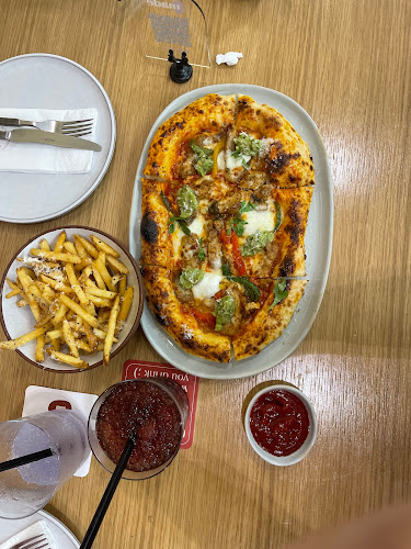 Comentarii opinii despre Made Cafe & Eatery