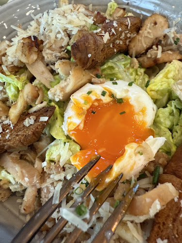 Opinii despre Risen Café and Artisanal Bakery, Dubai Marina în Dubai - Hospitality and gastronomy