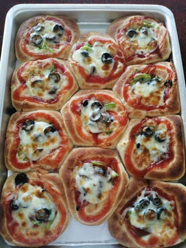 Comentarii opinii despre Al hajah sandwiches &pastries preparing