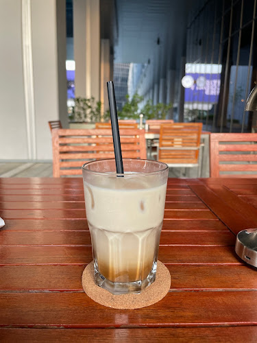 Comentarii opinii despre Neighborhood Café & Bar