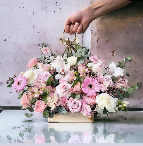 Comentarii opinii despre Charlotte Sweets Al Qasimia حلويات شارلوت القاسمية