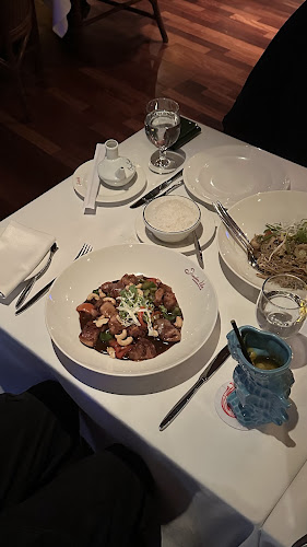 Zayed Ibn Sultan Street, 137th Street, Al Masagi - Abu Dhabi