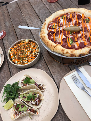 Two Neighbors - Dubai