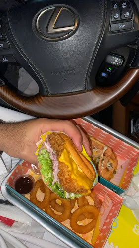 Opinii despre Shanab Burger în Sharjah - Hospitality and gastronomy