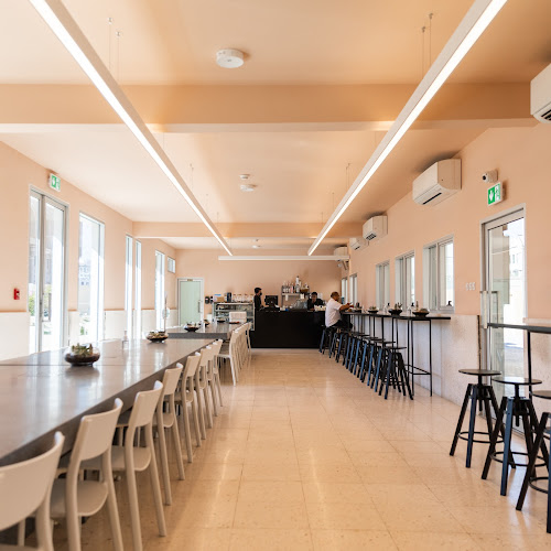 Abayomi Cafè & Restaurant