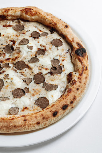 Loona Dubai - Hospitality and gastronomy