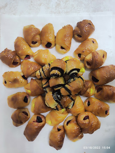 Golden Floury جولدن فلوري - Abu Dhabi