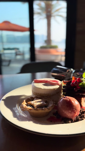 Opinii despre Central în Abu Dhabi - Hospitality and gastronomy