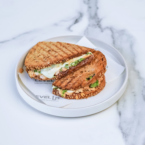 Opinii despre Level Up Restaurant Dibba Branch în Fujairah - Hospitality and gastronomy