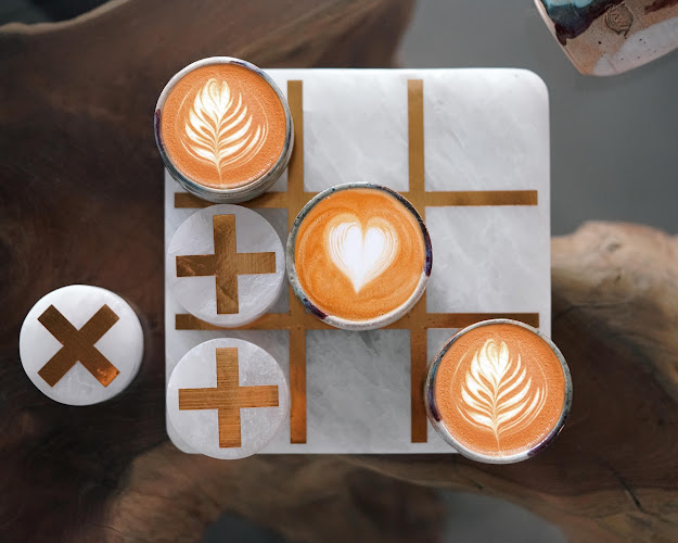 Al Banafsaj St. Hazza Bin Zayed Stadium Bldg. 15 - Al Tiwayya - Abu Dhabi