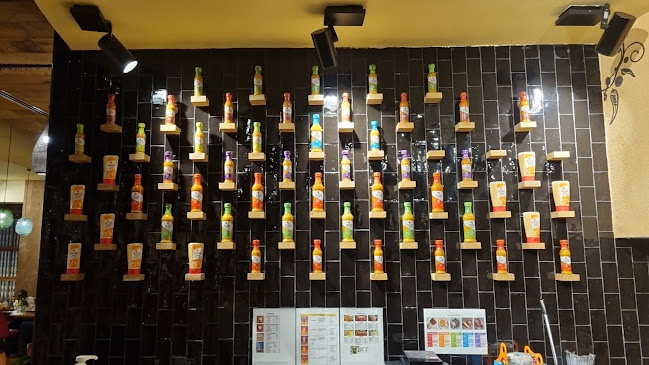 Nando's The Mall - World Trade Center