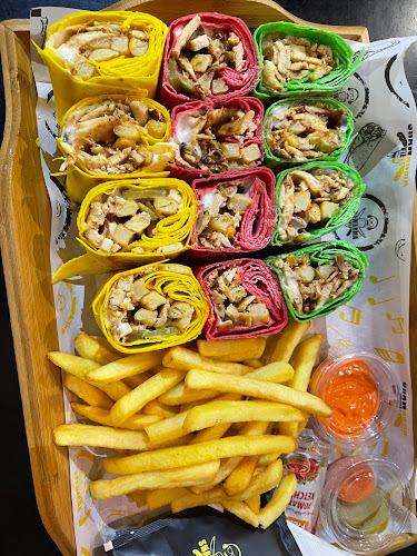 شاورما فايبس - Hospitality and gastronomy