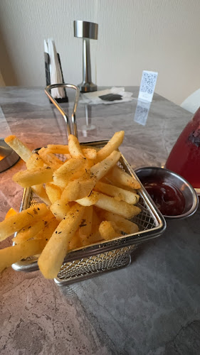 Slope Restaurant - Hospitality and gastronomy