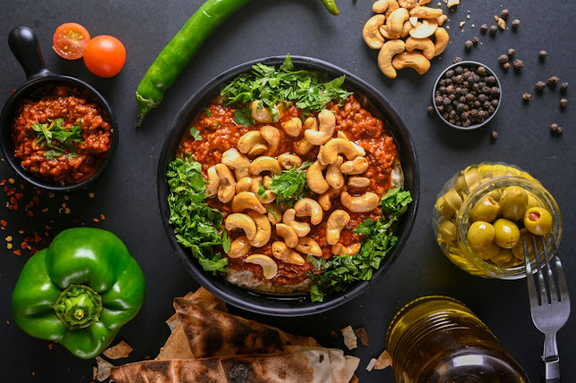 Opinii despre مطعم الروضة Al Rowdha Restaurant în Abu Dhabi - Hospitality and gastronomy