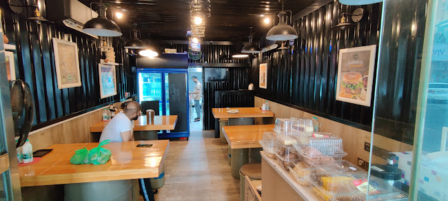 EM2 Cafeteria - Hospitality and gastronomy