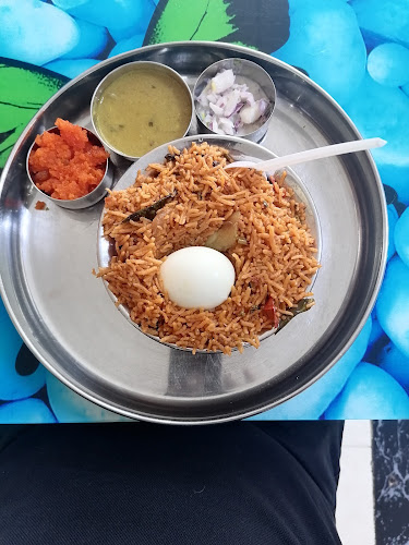 Opinii despre Karaikudi Chettinad Restaurant | காரைக்குடி செட்டிநாடு தமிழ் உணவகம் în Ajman - Hospitality and gastronomy