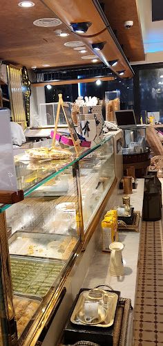 Opinii despre MADO Restaurant and Cafe LLC în Sharjah - Hospitality and gastronomy