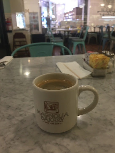 Magnolia Bakery - Hospitality and gastronomy