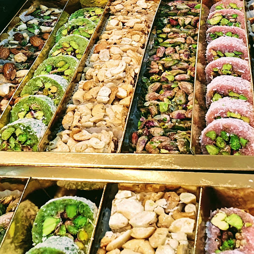 Zayed 1st Street (Electra Road) - Al Khalidiyah - W8 - Abu Dhabi