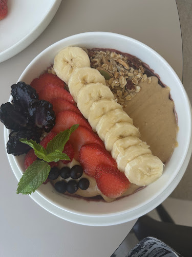 Comentarii opinii despre NOWHERE