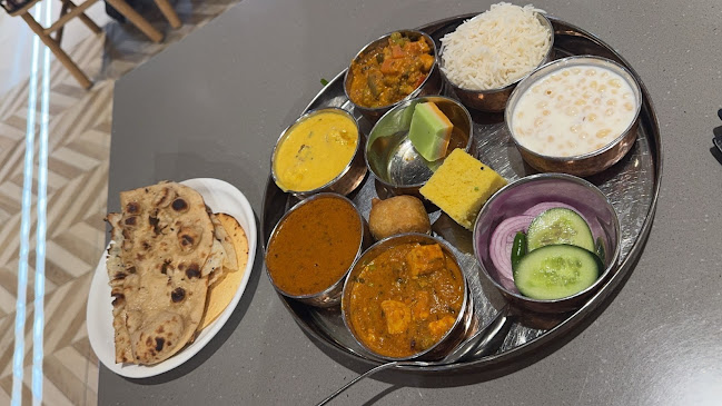 Comentarii opinii despre Bikanervala