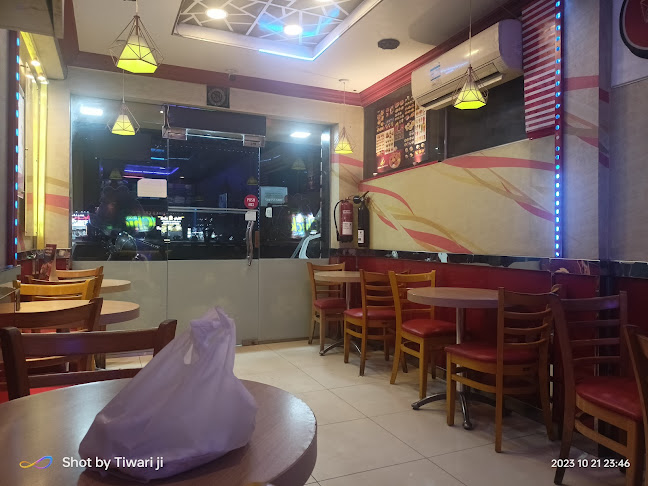 Opinii despre Chickees Fried Chicken în Ras Al-Khaimah - Hospitality and gastronomy