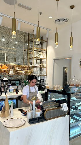 اليت رويال لاونج