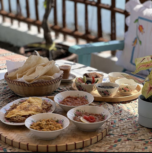 99V7+6HF - Hay Alloleya - Sharjah