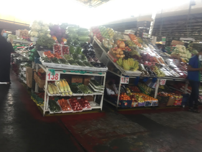 Opinii despre Fruits And Vegetable market , Ras al khor - Dubai în Dubai - Hospitality and gastronomy