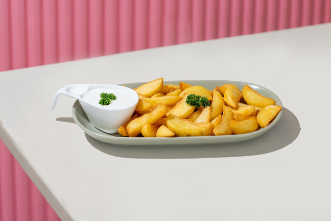 Kefi Books, Board Games & Cafe