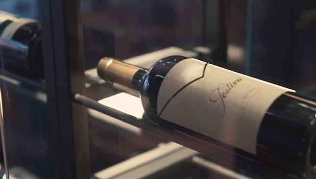 Opinii despre Stratos Revolving Lounge & Bar în Abu Dhabi - Hospitality and gastronomy