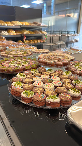 Comentarii opinii despre AL MANAL BAKERY LLC مخبز المنال