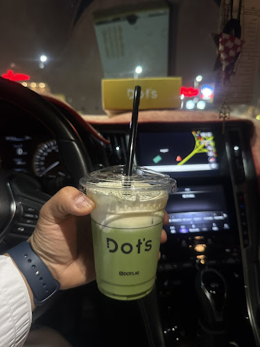 Opinii despre Dots cafe - Alshamkha branch în Abu Dhabi - Hospitality and gastronomy