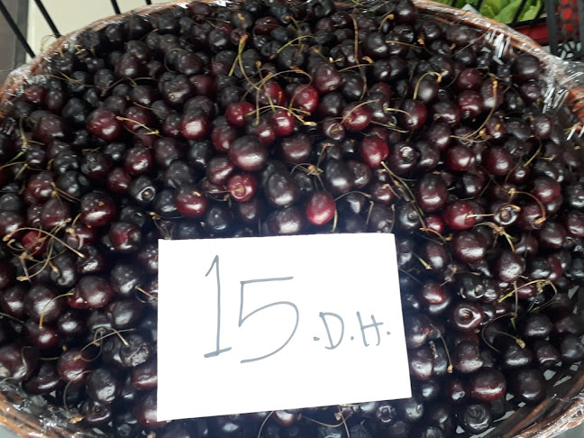 Opinii despre الخيرات الدمشقية الملك فيصل الشارقه în Sharjah - Hospitality and gastronomy