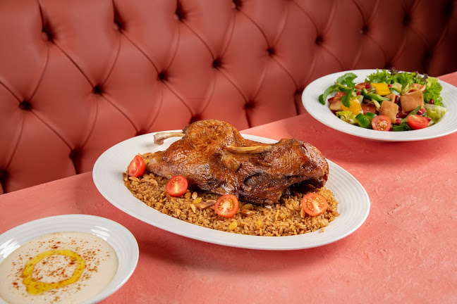 Abu Shakra Restaurant & Cafe مطعم و كافيه أبو شقرة - Dubai