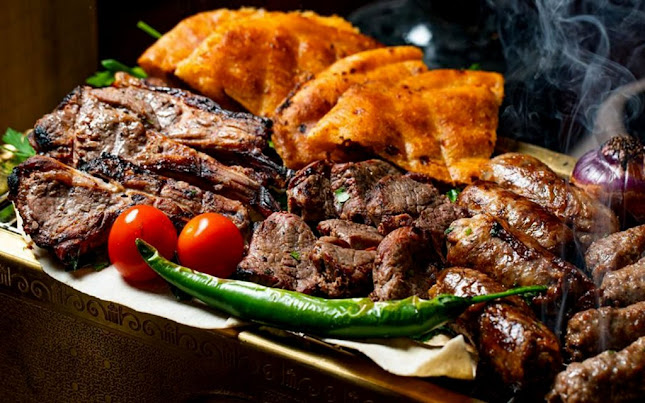 مطعم ومقهى كريزي يم Crazy yum Cafe & Resturant - Abu Dhabi