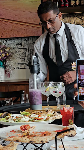 Opinii despre L'antica Pizzeria da Michele - City Walk în Dubai - Hospitality and gastronomy