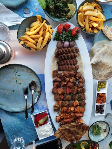 Al Roof Restaurant And Cafe - Ajman