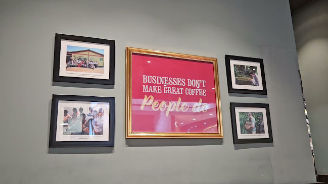 Opinii despre Costa Coffee - Al Wahda Mall în Abu Dhabi - Hospitality and gastronomy