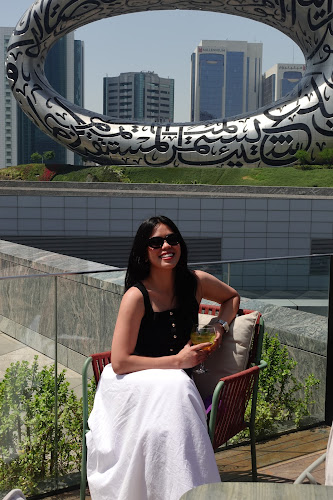 Leen's DIFC (Emirates Office Tower)