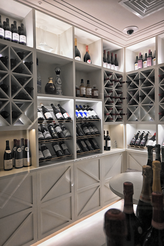 Comentarii opinii despre Kai Enzo